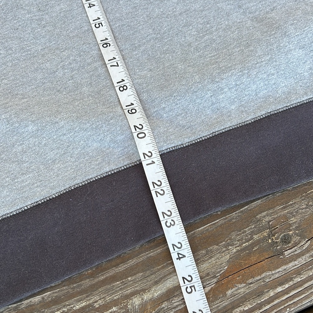 Women’s Burton Sweatshirt 🏂 - Picture 10 of 11
